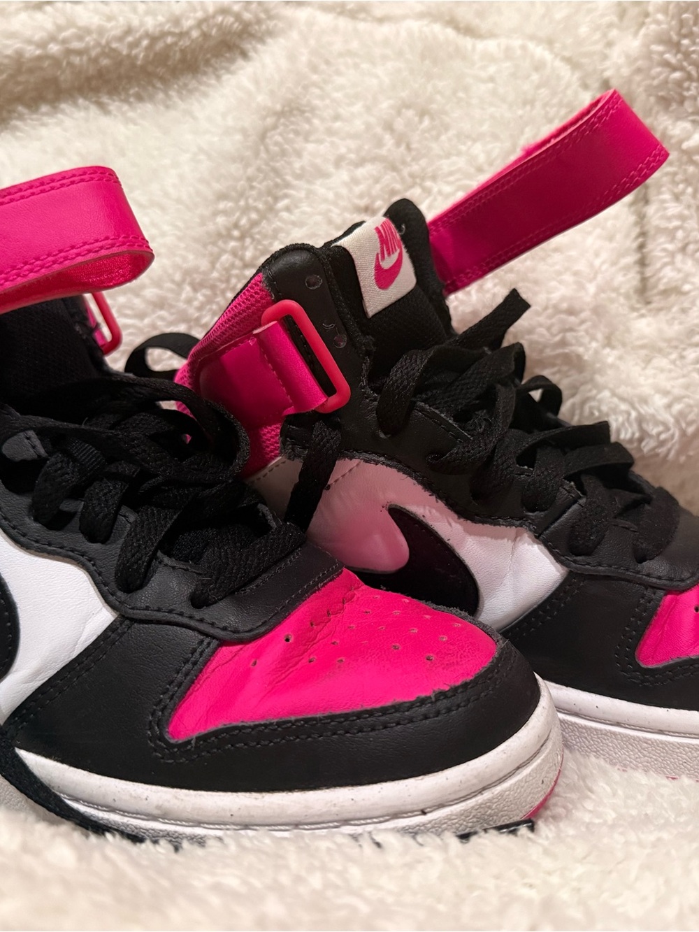 Nike Kids High-Top Sneakers in Hot Pink, Black & White
